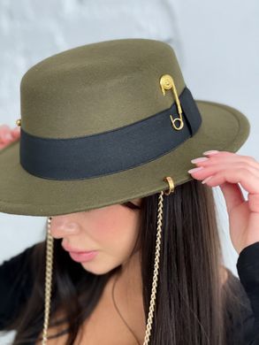 Шляпа женская Канотье Calabria с металлическим декором и цепочкой зеленая (хаки) фото