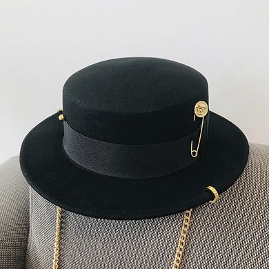 Шляпа женская фетровая Канотье с металлическим декором и цепочкой черная фото