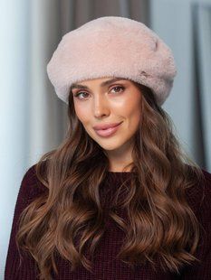 Женский берет Alpaca из экомеха розовый (пудра) фото