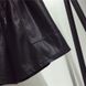Женские шорты с карманами из экокожи черные