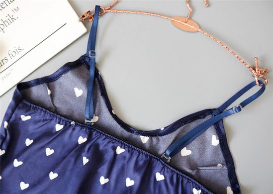 Женская пижама Love атласная: топ и шорты синяя фото