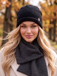 Жіночий комплект Nicole шапка + шарф чорний фото