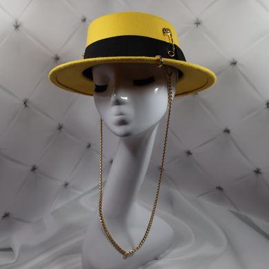 Шляпа женская Канотье Calabria с металлическим декором и цепочкой желтая фото